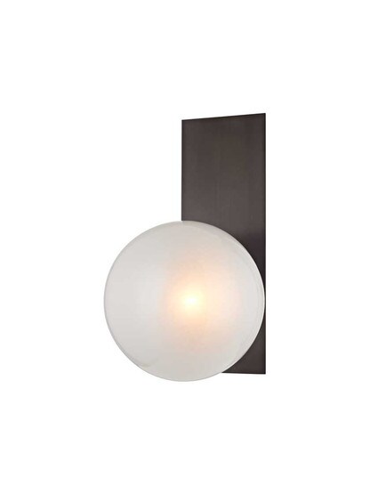 Hinsdale 1-Light Wall Sconce in Old Bronze.